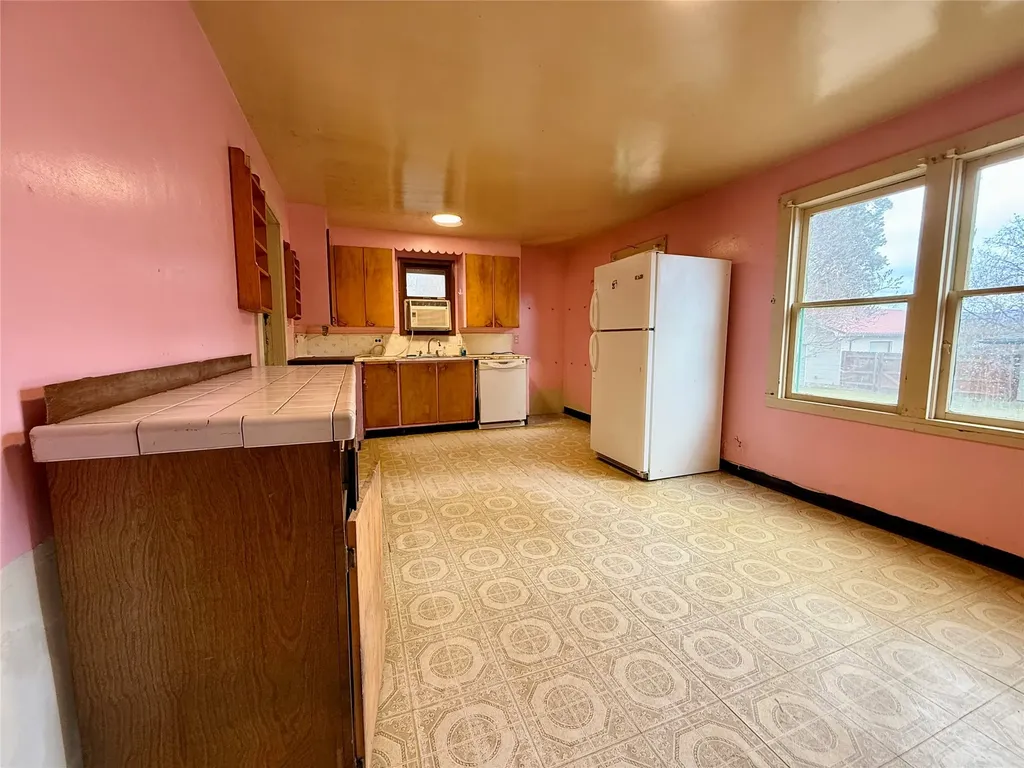 800 Central Avenue Hot Springs MT 59845