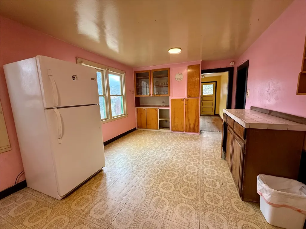 800 Central Avenue Hot Springs MT 59845
