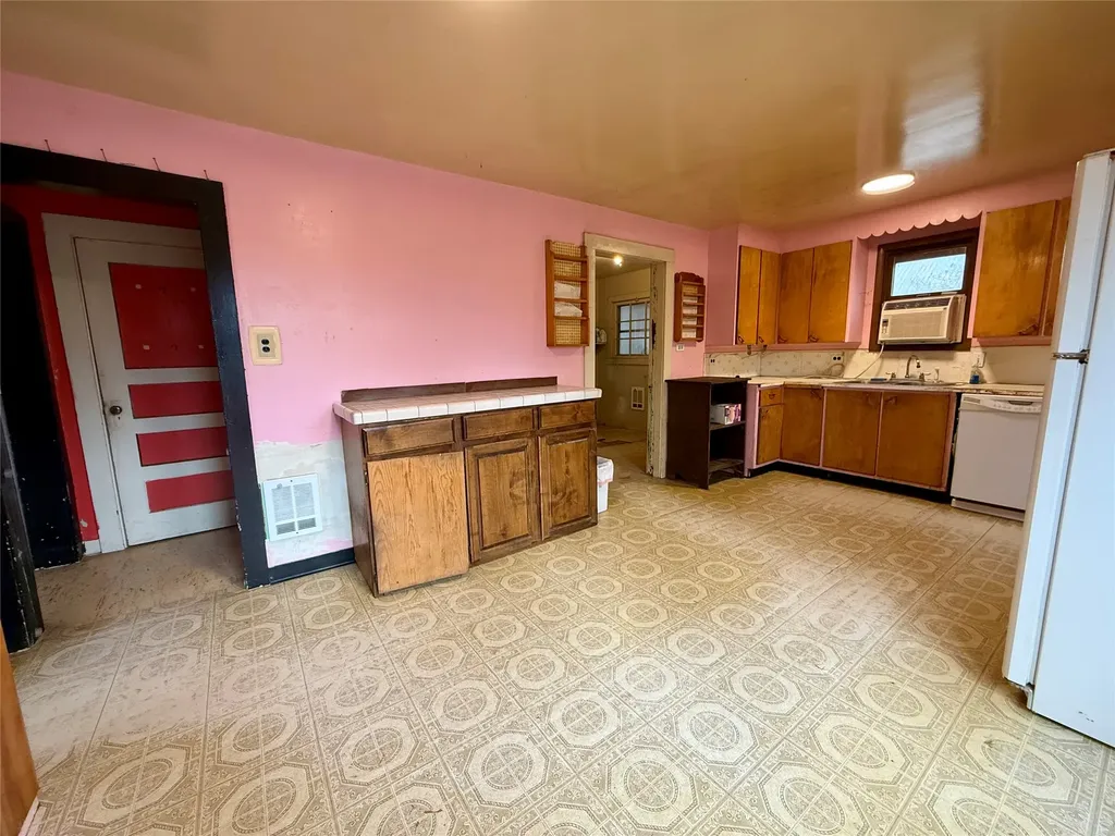 800 Central Avenue Hot Springs MT 59845