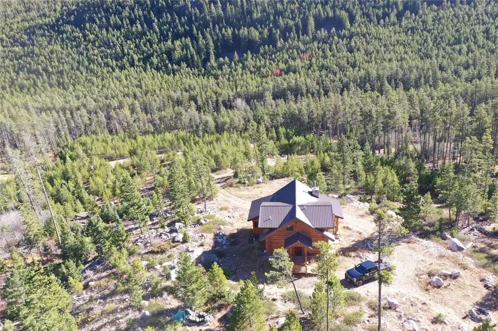 3916 Main Boulder Road Mcleod MT 59052