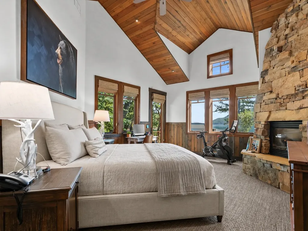 3614 E Lakeshore Drive Whitefish MT 59937
