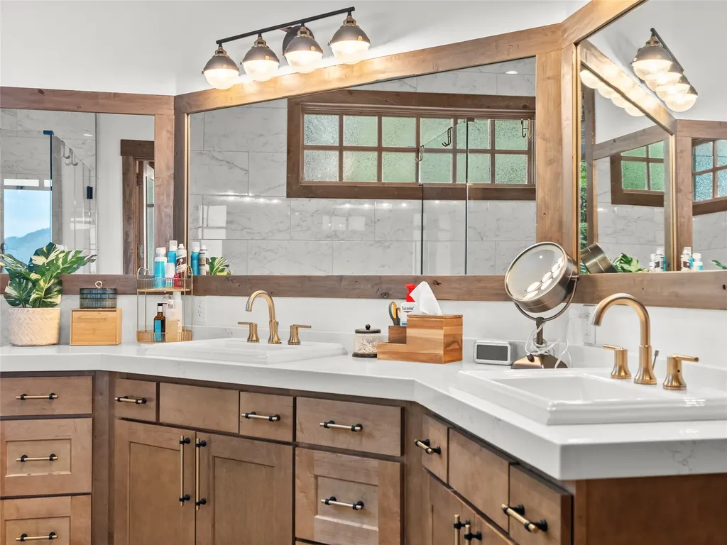 3614 E Lakeshore Drive Whitefish MT 59937