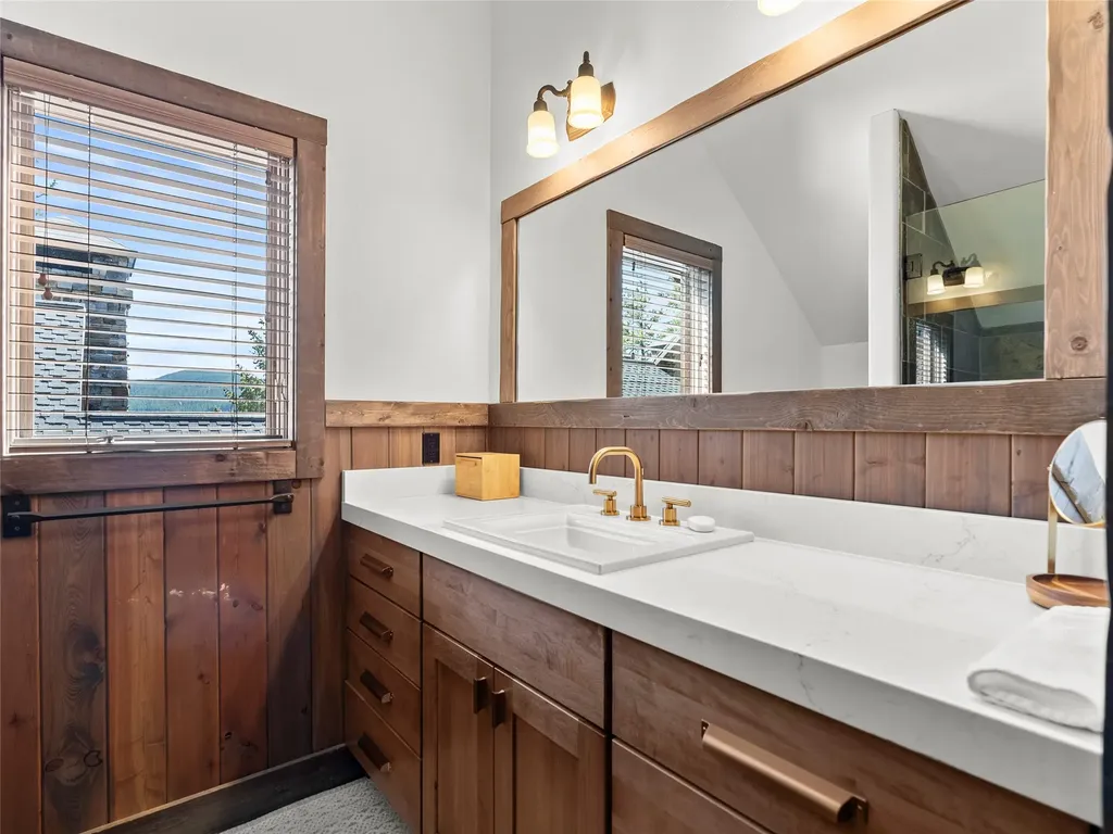 3614 E Lakeshore Drive Whitefish MT 59937