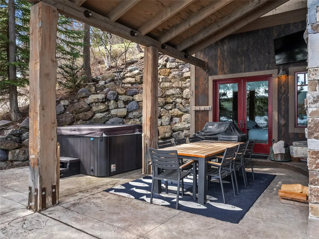 3614 E Lakeshore Drive Whitefish MT 59937