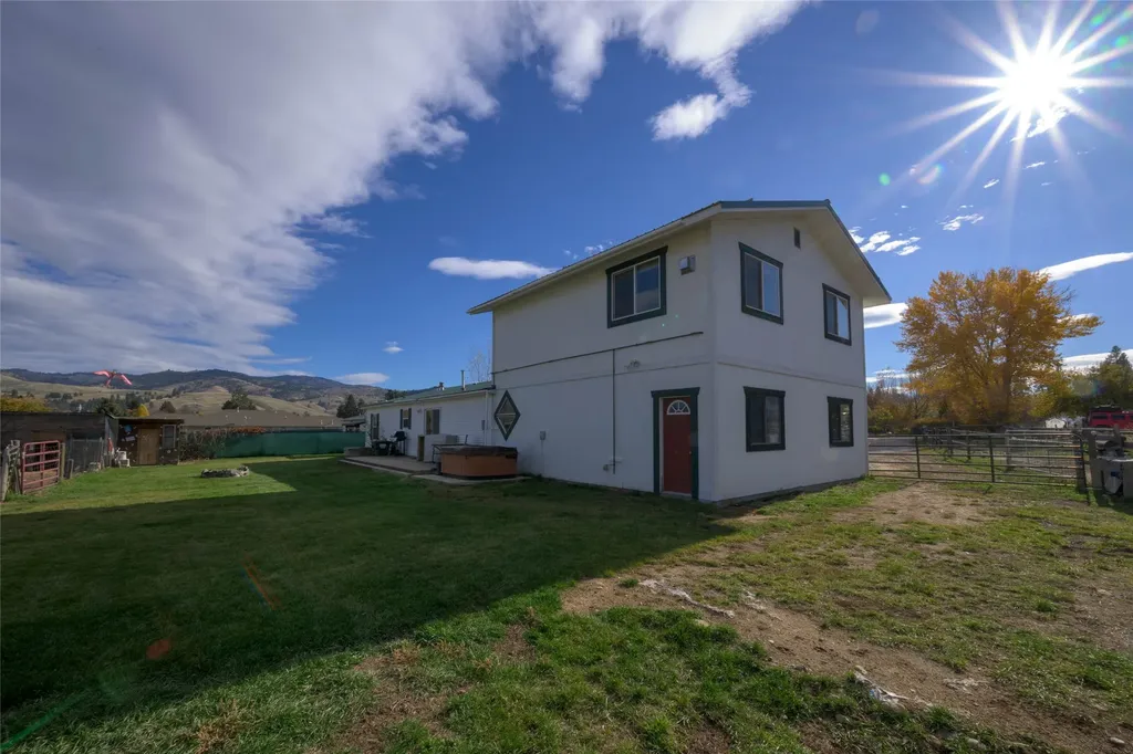 106 Hale Avenue Darby MT 59829