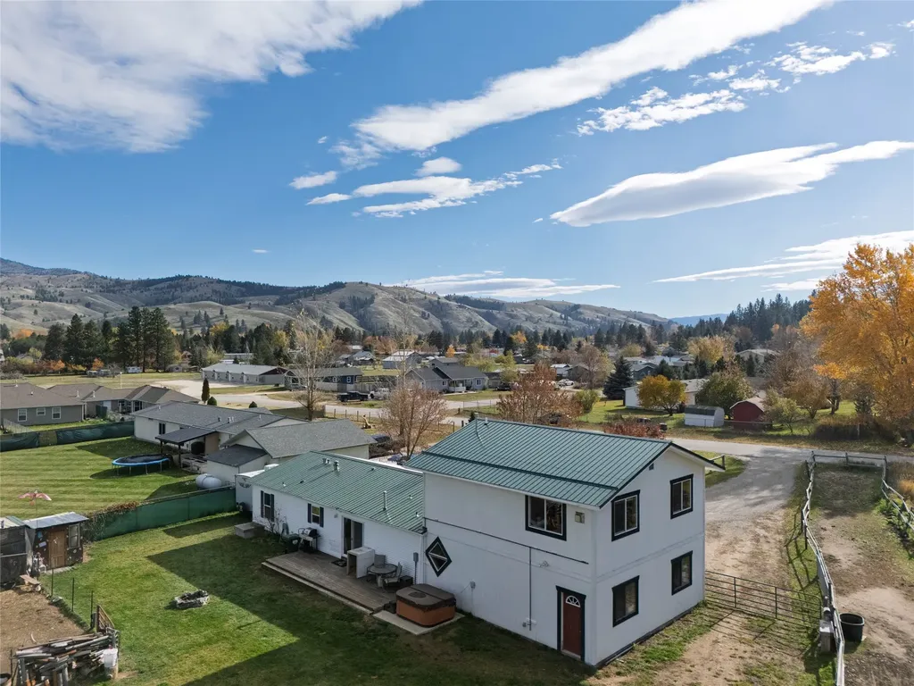 106 Hale Avenue Darby MT 59829