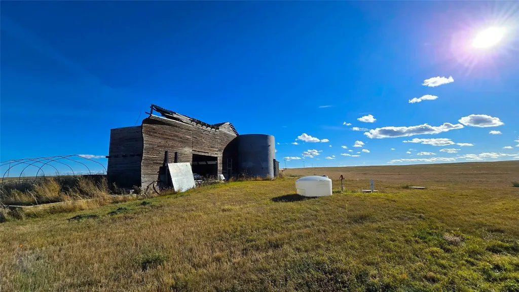 17621 Bootlegger Trail Great Falls MT 59404
