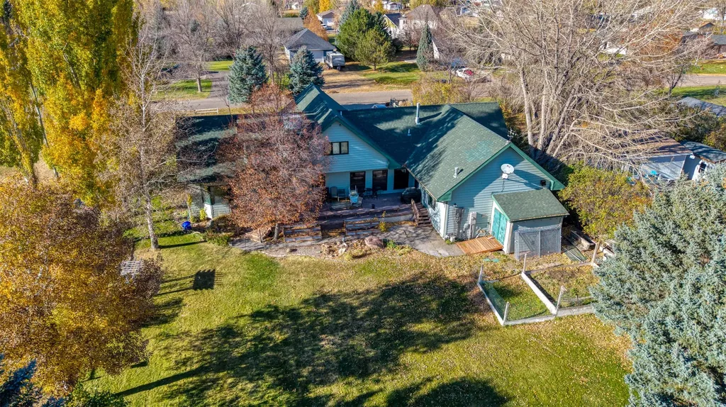 411 River Street Fort Benton MT 59442