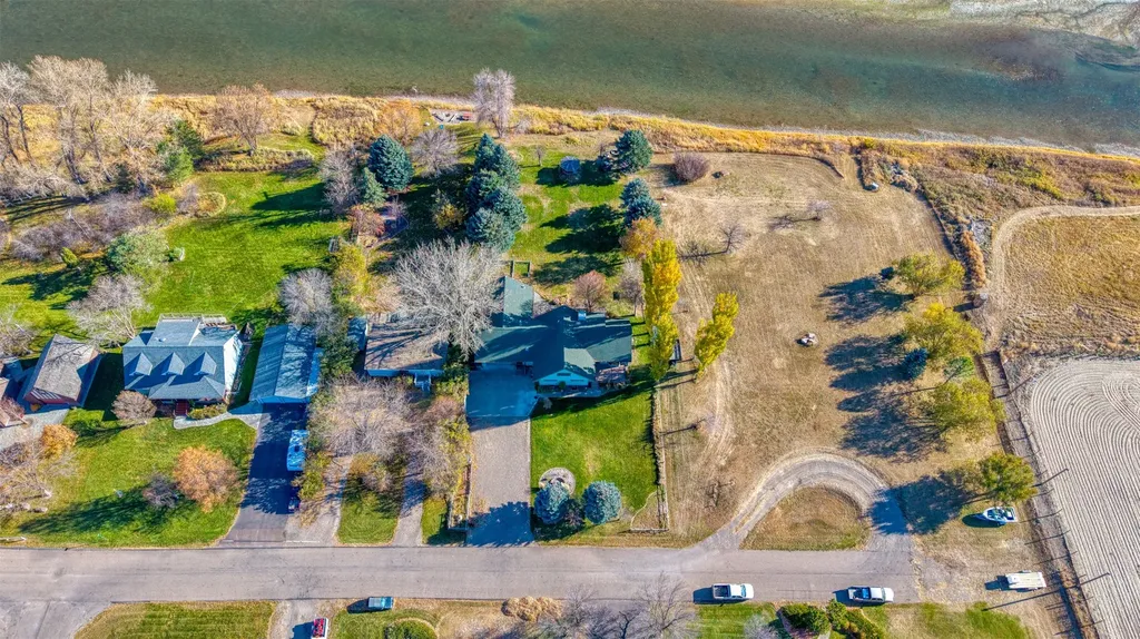 411 River Street Fort Benton MT 59442