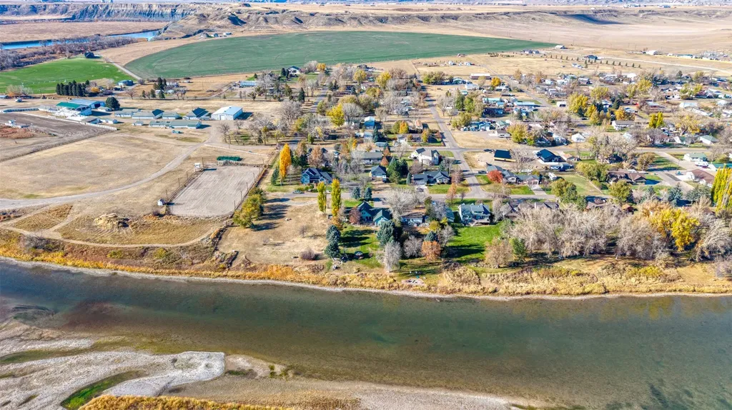 411 River Street Fort Benton MT 59442