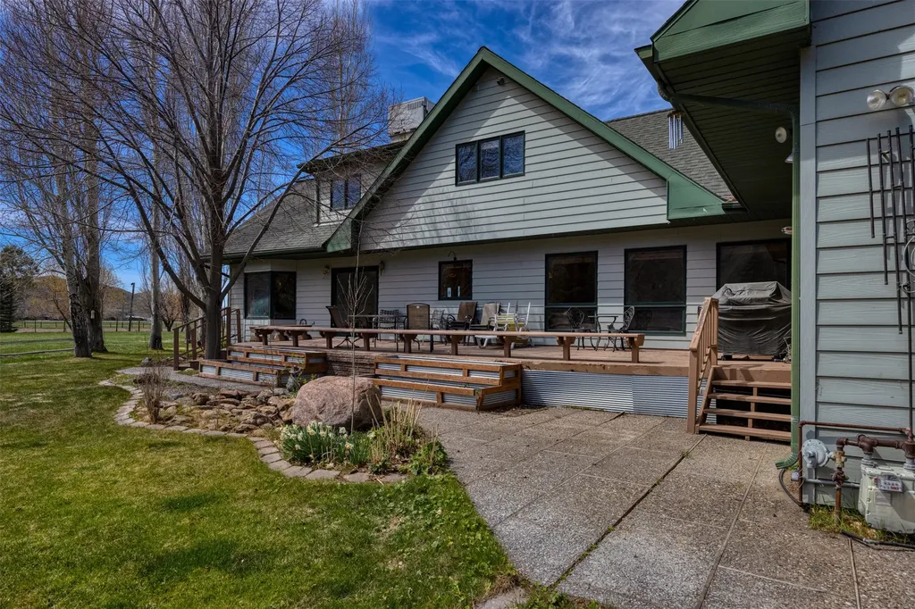 411 River Street Fort Benton MT 59442