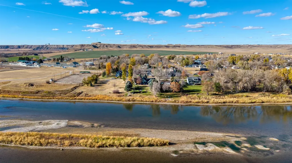 411 River Street Fort Benton MT 59442