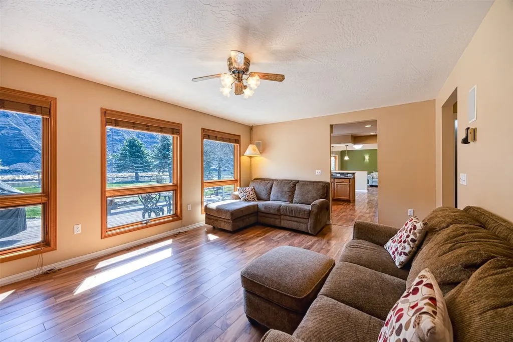 411 River Street Fort Benton MT 59442