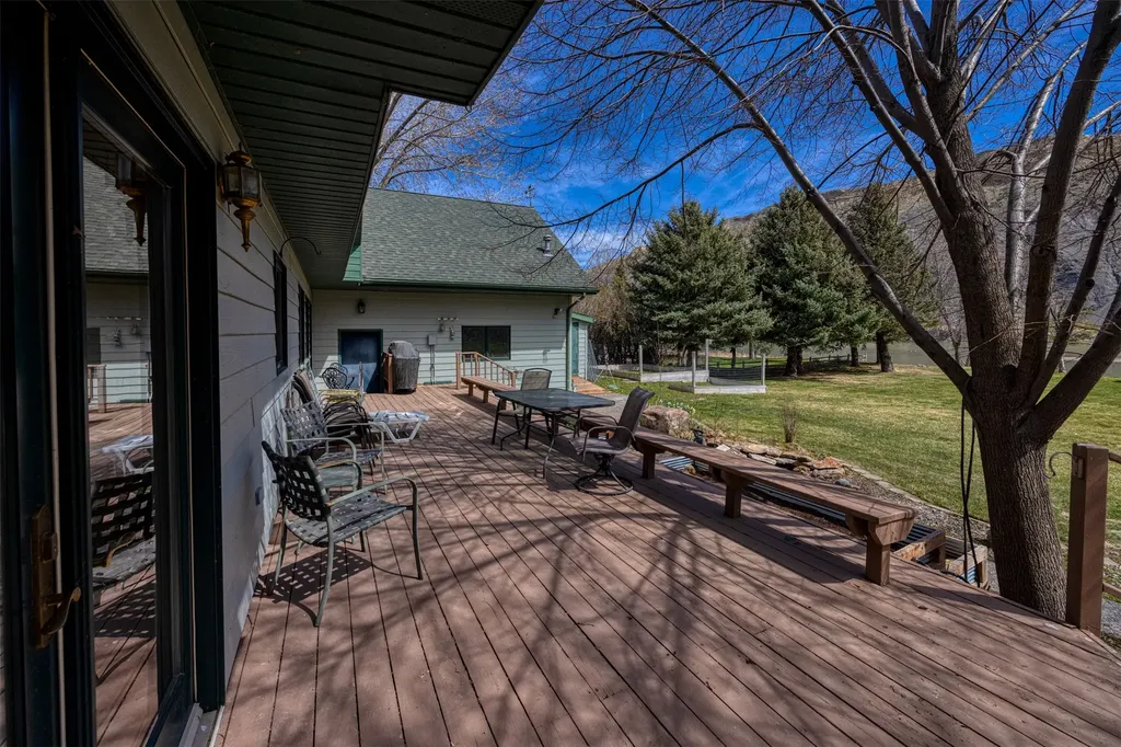 411 River Street Fort Benton MT 59442