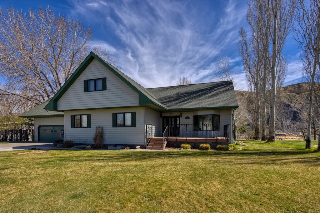 411 River Street Fort Benton MT 59442