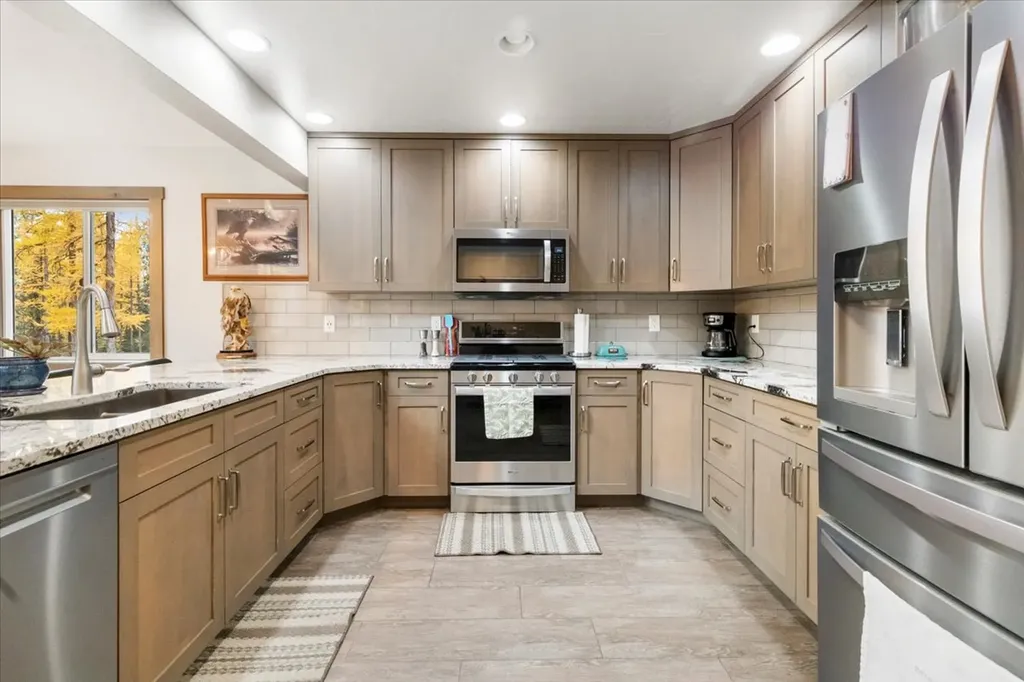 1537 Pomeroy Trail Eureka MT 59917