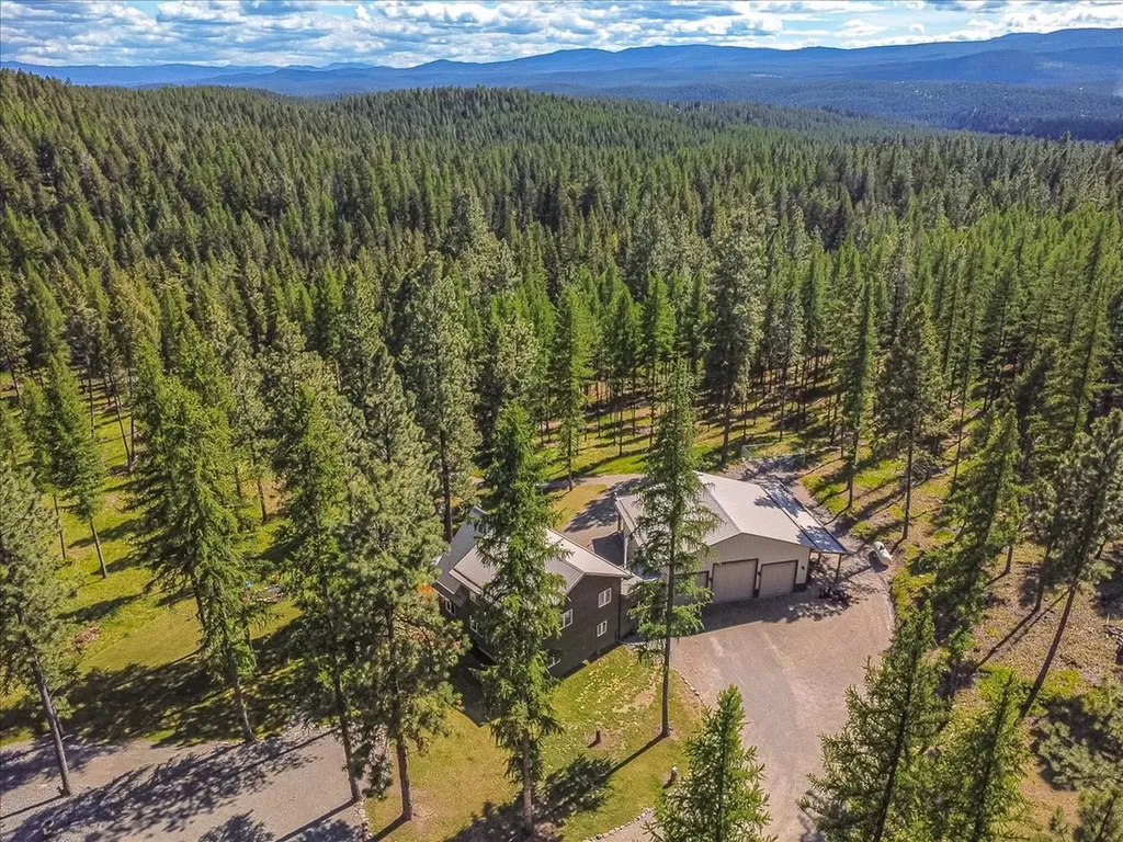 1537 Pomeroy Trail Eureka MT 59917
