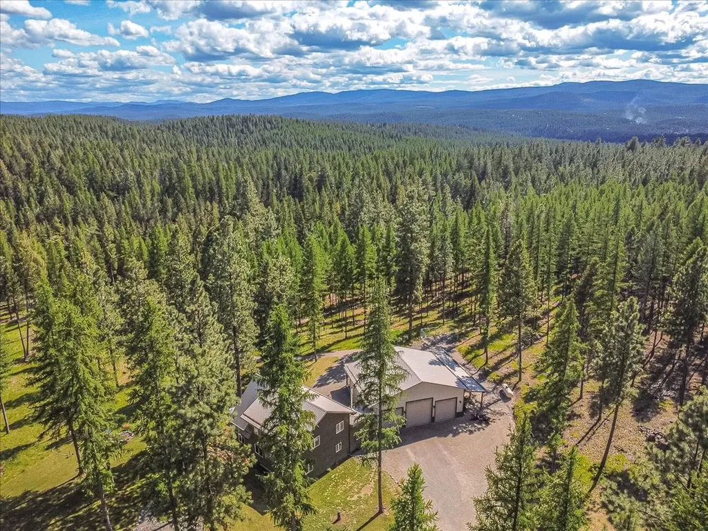 1537 Pomeroy Trail Eureka MT 59917
