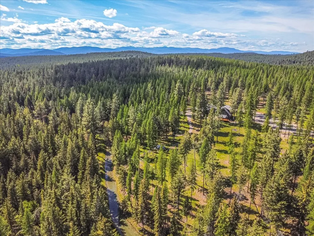 1537 Pomeroy Trail Eureka MT 59917