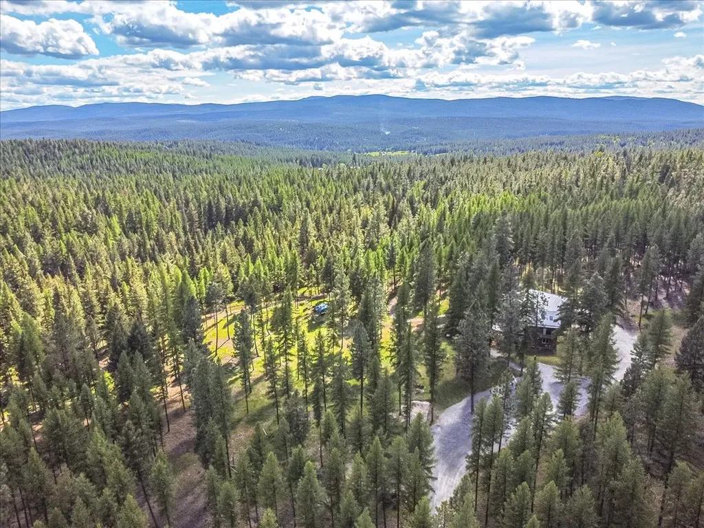 1537 Pomeroy Trail Eureka MT 59917
