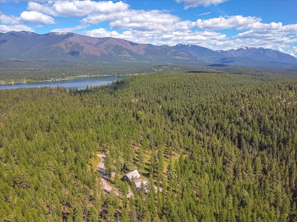 1537 Pomeroy Trail Eureka MT 59917