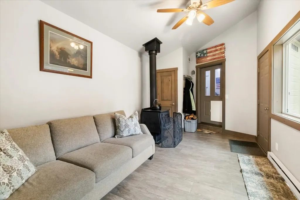 1537 Pomeroy Trail Eureka MT 59917
