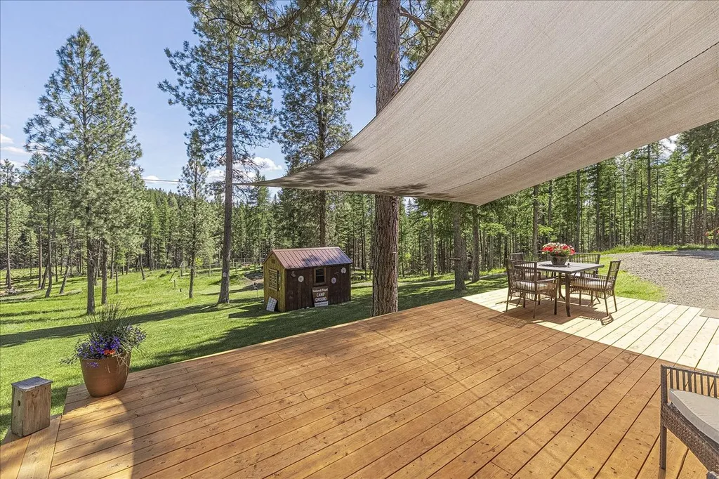 1537 Pomeroy Trail Eureka MT 59917