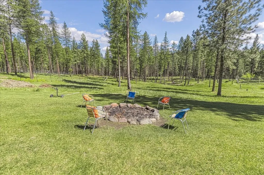 1537 Pomeroy Trail Eureka MT 59917