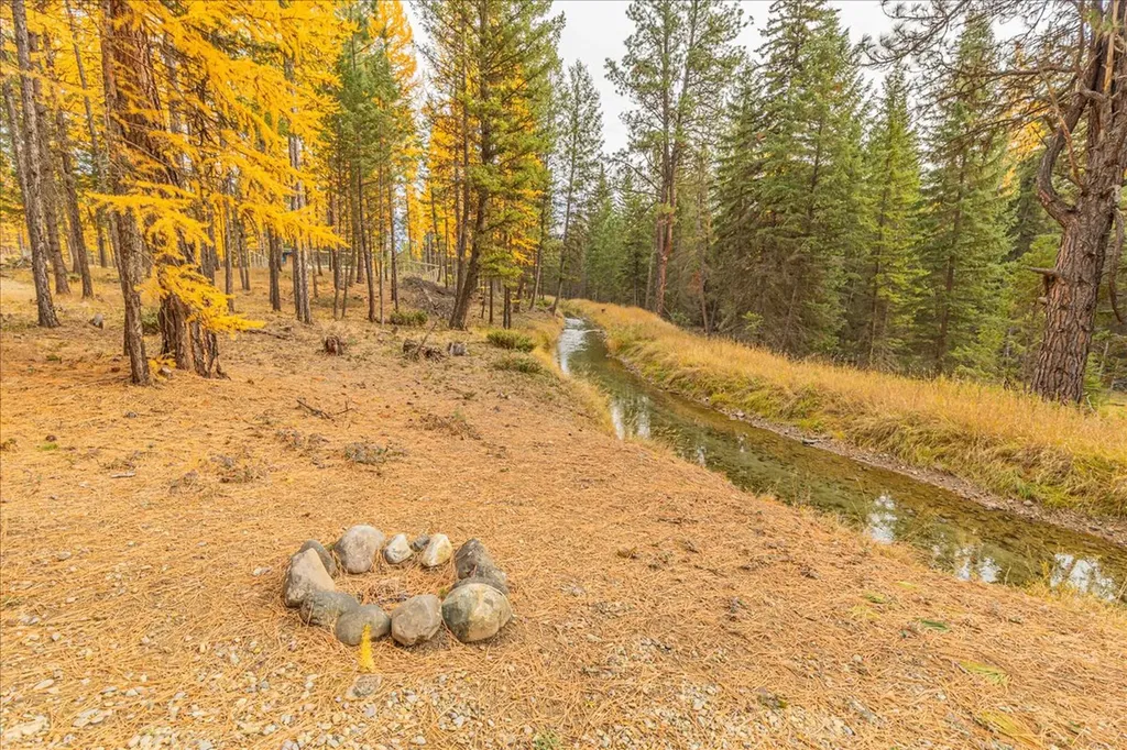 1537 Pomeroy Trail Eureka MT 59917