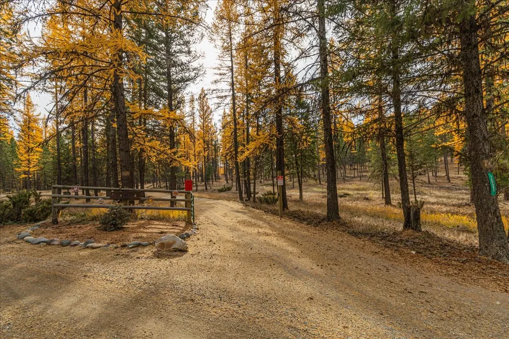 1537 Pomeroy Trail Eureka MT 59917