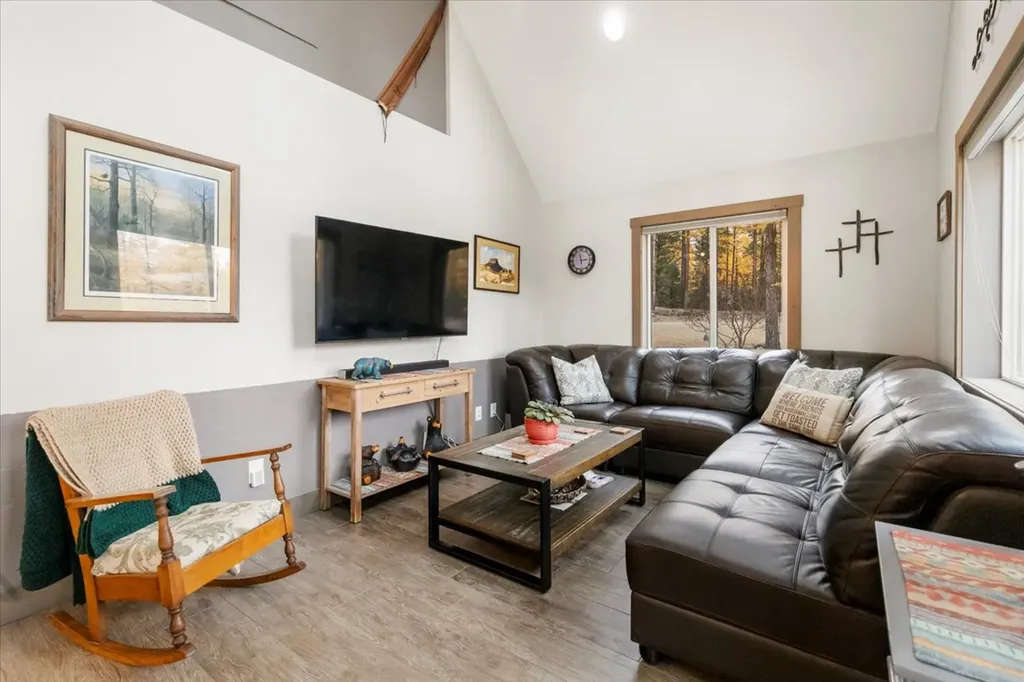 1537 Pomeroy Trail Eureka MT 59917