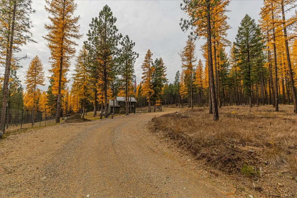 1537 Pomeroy Trail Eureka MT 59917