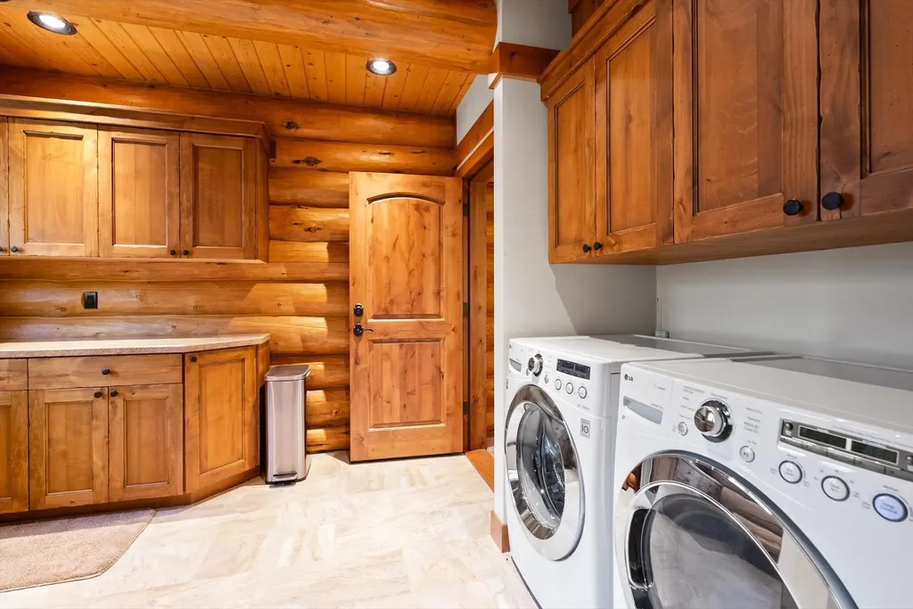 378 Elk Highlands Drive Whitefish MT 59937
