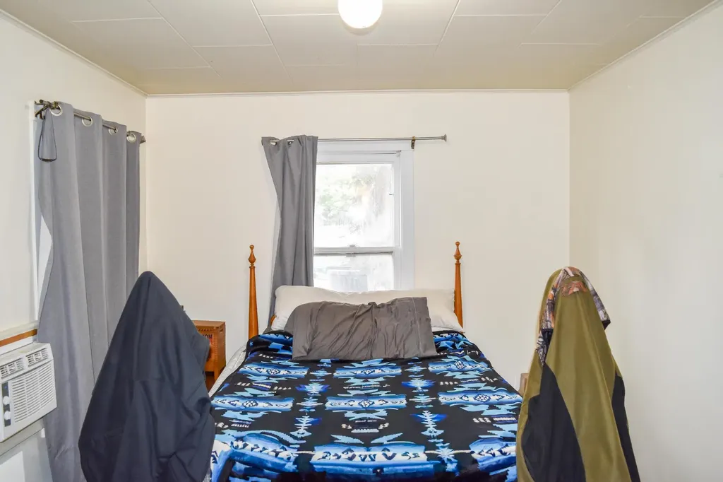 414 & 414 1/2 Buchanan Street SW Ronan MT 59864