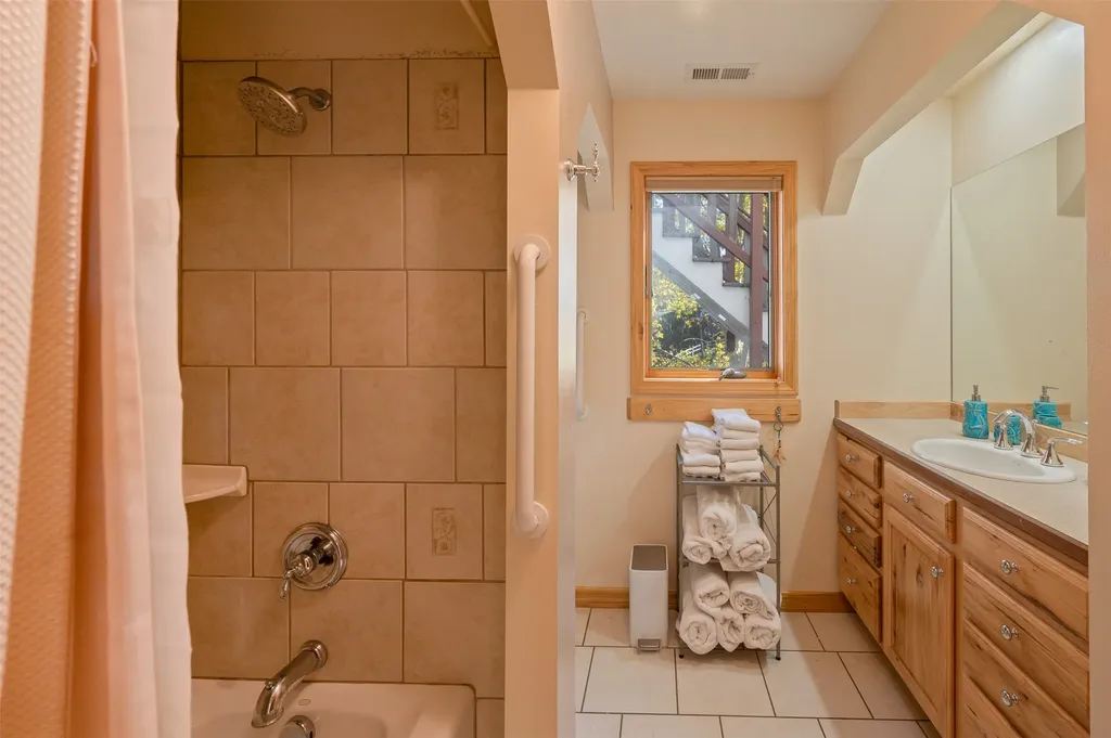 1115 Saddle Drive Helena MT 59601