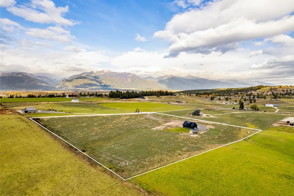 1013 Majestic Pine Place Stevensville MT 59870