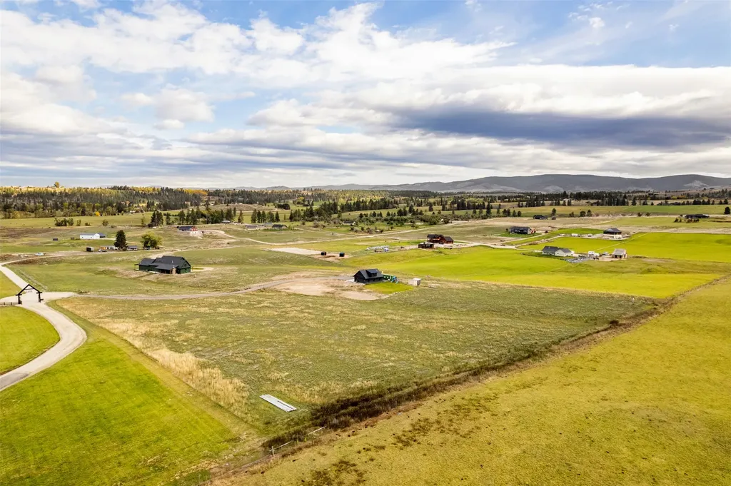 1013 Majestic Pine Place Stevensville MT 59870