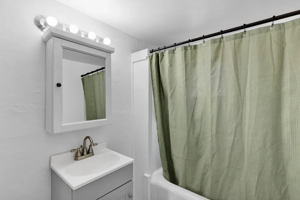 106 E Southwic Avenue Darby MT 59829