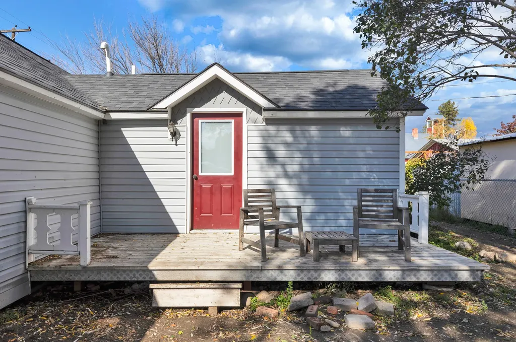 106 E Southwic Avenue Darby MT 59829