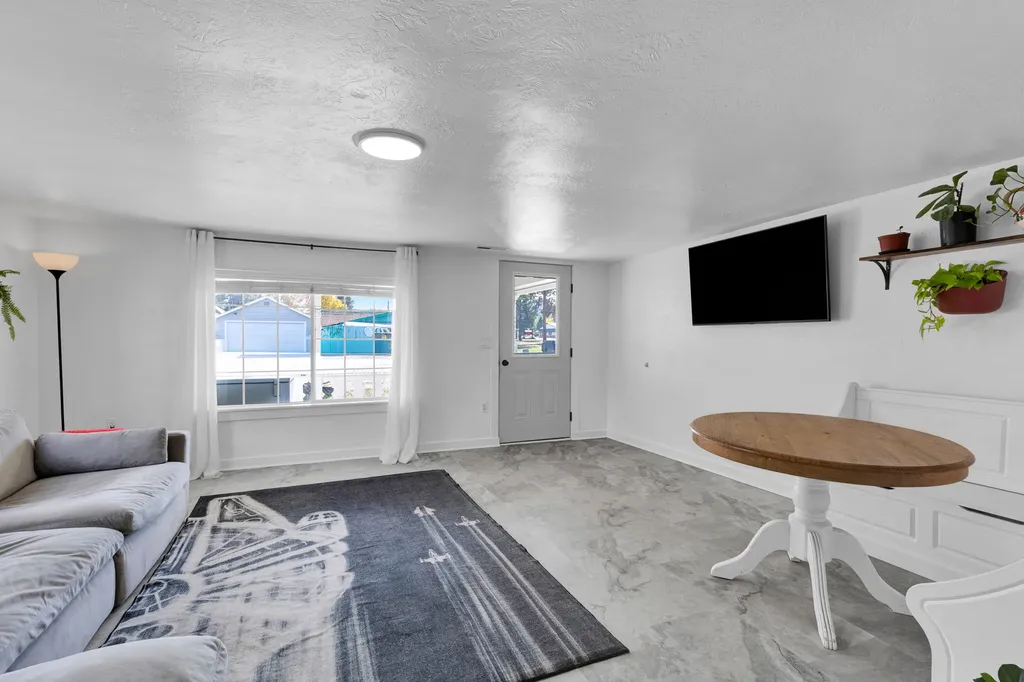 106 E Southwic Avenue Darby MT 59829