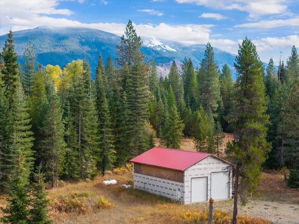 70 Copper Ridge Road Trout Creek MT 59874