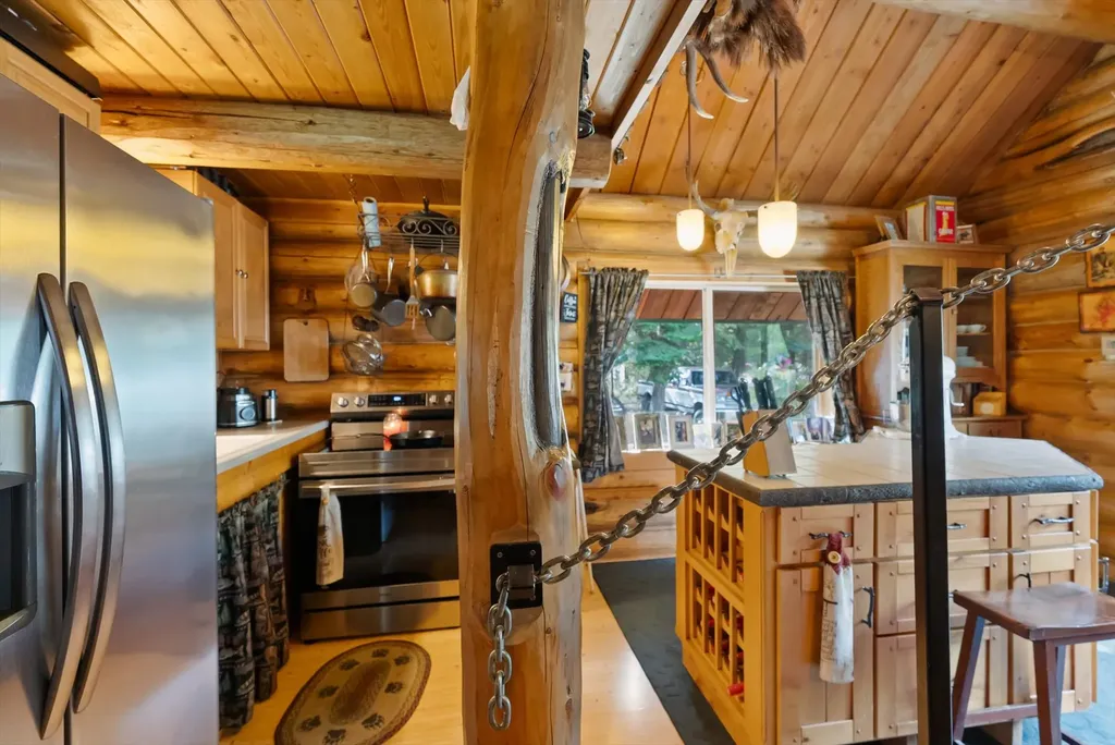 236 Thompson Deborgia Road De Borgia MT 59830