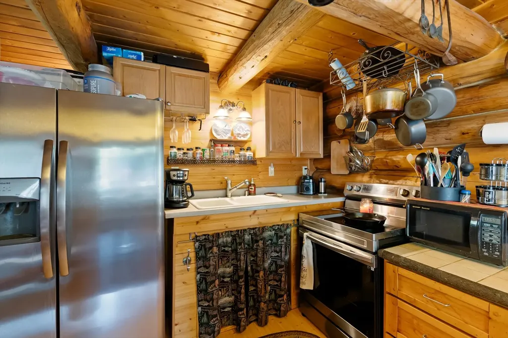 236 Thompson Deborgia Road De Borgia MT 59830