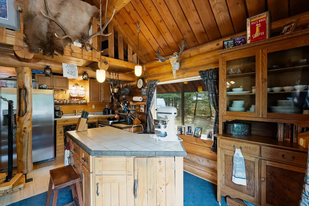 236 Thompson Deborgia Road De Borgia MT 59830