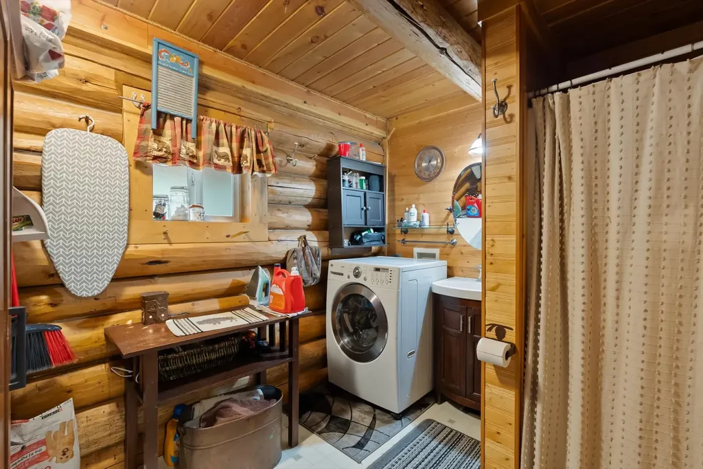 236 Thompson Deborgia Road De Borgia MT 59830
