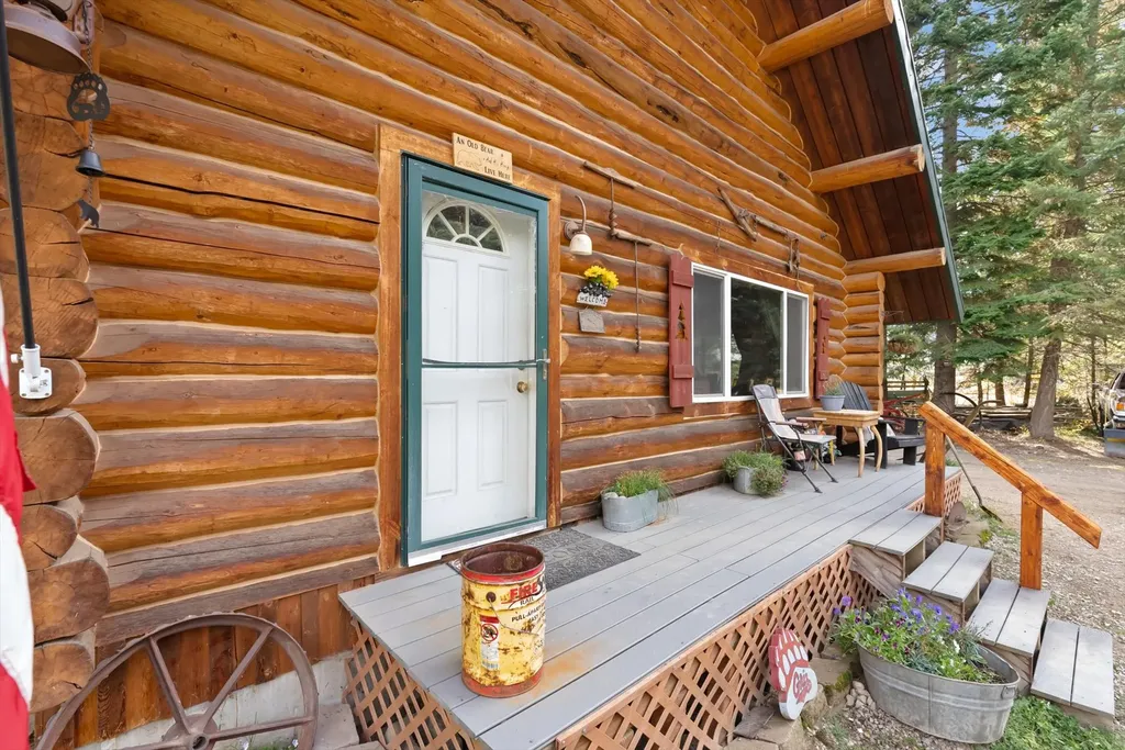 236 Thompson Deborgia Road De Borgia MT 59830