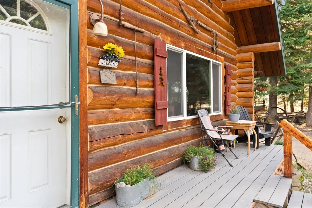 236 Thompson Deborgia Road De Borgia MT 59830
