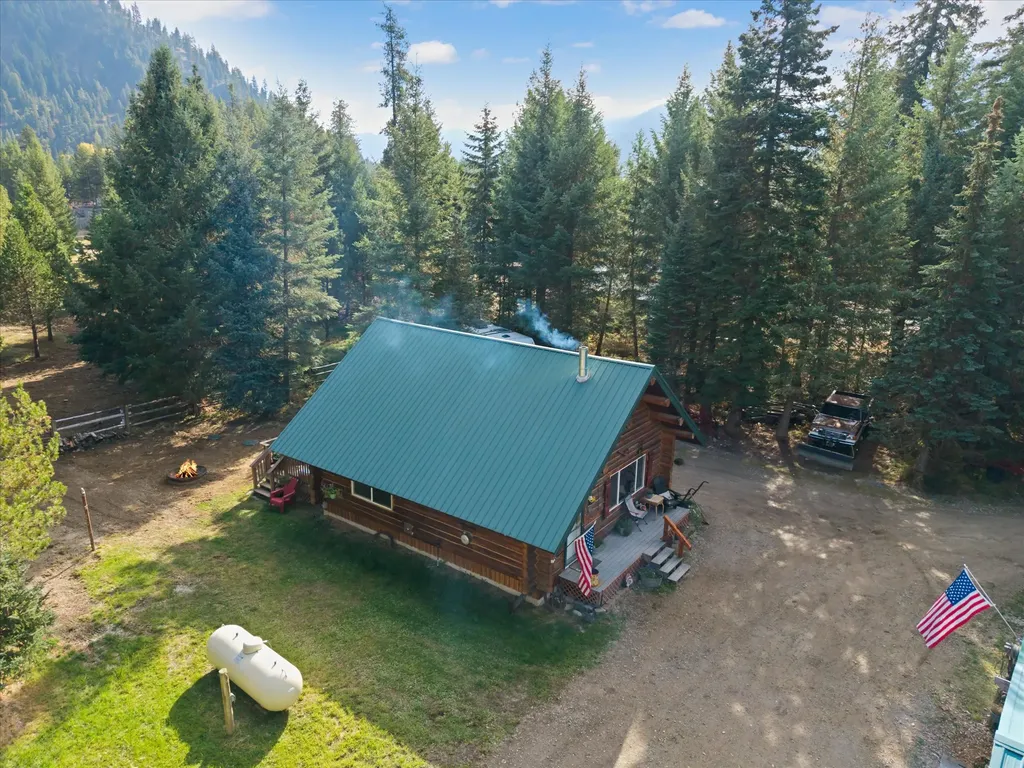 236 Thompson Deborgia Road De Borgia MT 59830