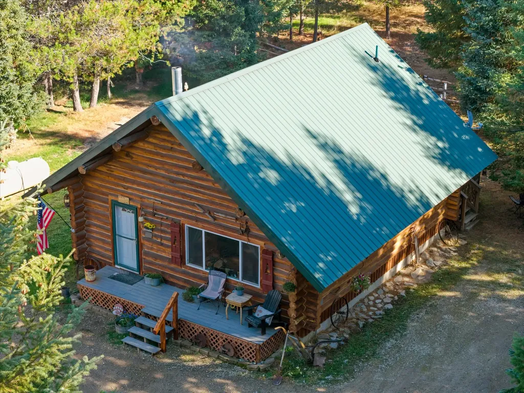 236 Thompson Deborgia Road De Borgia MT 59830