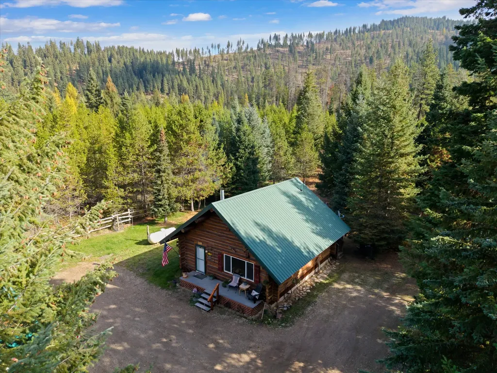236 Thompson Deborgia Road De Borgia MT 59830